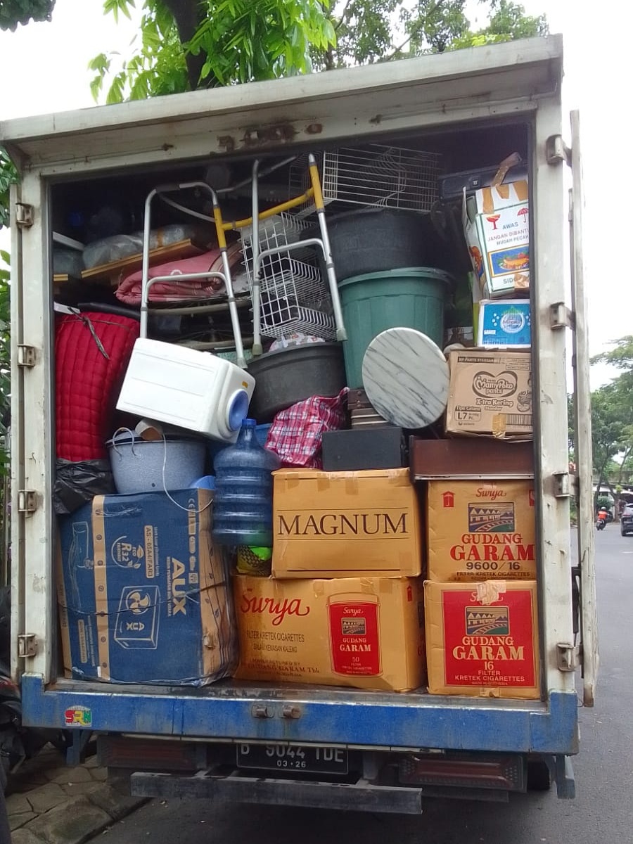 Truk Angkut Barang Pindahan, Jasa Truk Pindahan, Truk Pindahan Rumah, Jasa Sewa Truk Pindahan Rumah