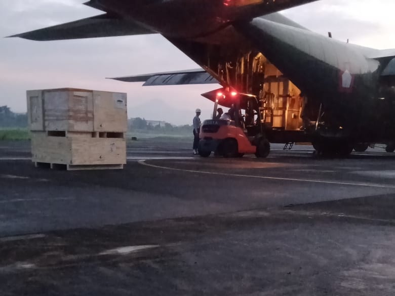 Charter Pesawat
